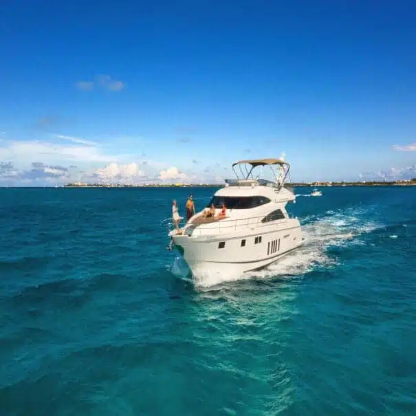 Clean Smiley Vıp Yacht Tour